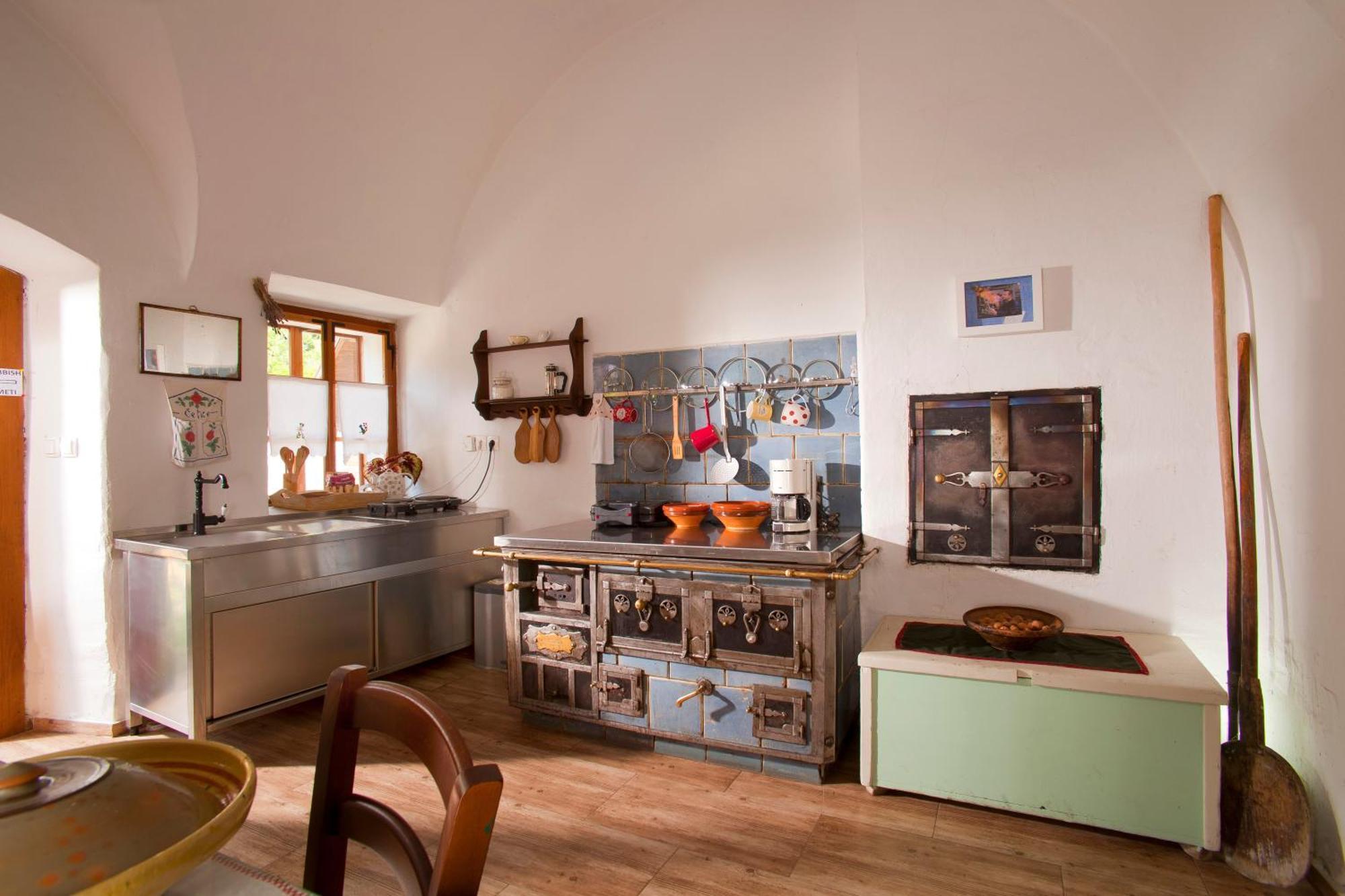Juvanova Hous - Rooms Luce Экстерьер фото
