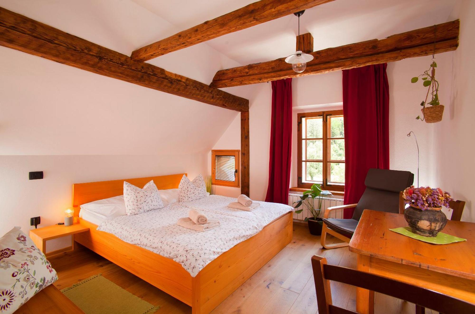 Juvanova Hous - Rooms Luce Экстерьер фото